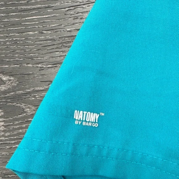 Grey’s Anatomy Active Large Scrub Top. Teal - Picture 5 of 5